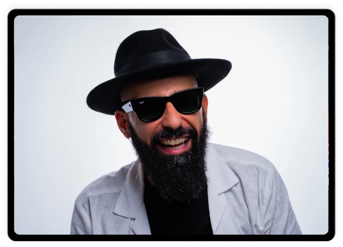 OGNUNO DI NOI HA UN TALENTO. ILNOSTROS É FAR BRILLARE IL TUO.